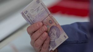 Salarii secretizate la ANCOM: Majoritatea angajaților și-au ascuns salariile în declarațiile de avere pentru 2022