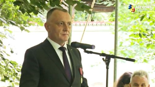 Casa Regală i-a suspendat distincția „Nihil Sine Deo” lui Sorin Cîmpeanu, în urma scandalului de plagiat, iar numele acestuia a fost șters pe pe lista oficială a personalităților decorate – surse