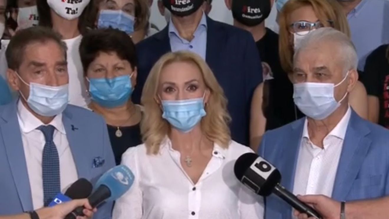 Firea: Petre Roman, Cornel Dinu, Daniel Pancu şi Sorin Ilieşiu m-au anunţat că se retrag de pe lista de consilieri generali