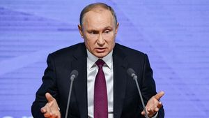 Vladimir Putin afirmă că dialogul cu Ucraina este posibil doar dacă „toate exigențele” Rusiei sunt acceptate