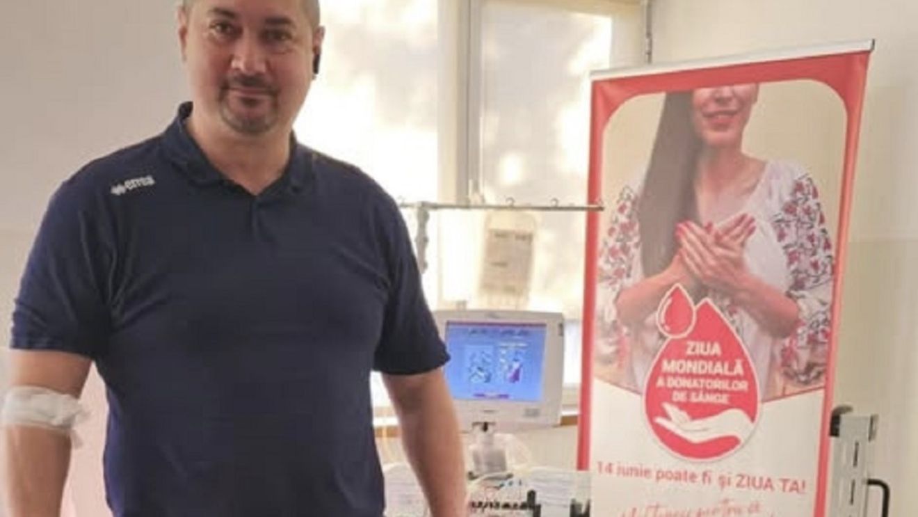 Un profesorul prahovean donează sânge de ziua lui, de mai mulți ani / ”Afereza de trombocite a devenit  modul meu de a sărbători”