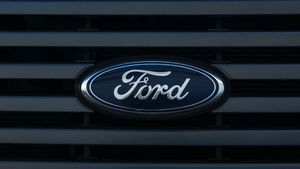 Ford a depus un patent pentru mașina care te părăsește singură dacă nu plătești rata: Întâi te avertizează prin mesaje, apoi blochează ușile, dereglează aerul condiționat și sistemul audio