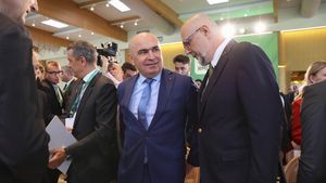 EXCLUSIV VIDEO Kelemen Hunor: Dacă PNL nu renunță la Bolojan, atunci rămâne până în aprilie 2027 / Nu depinde nici de mine, nici de Fritz, nici de Grindeanu 