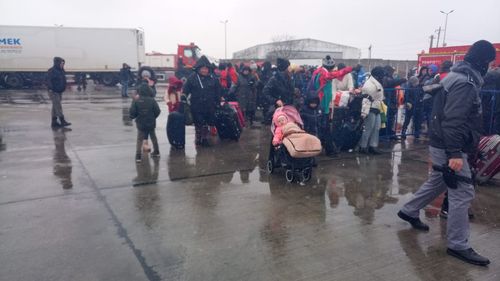 Aproape 500.000 de refugiaţi din Ucraina au intrat în România până în prezent. În jur de 80.000 dintre aceștia au rămas pe teritoriul ţării noastre