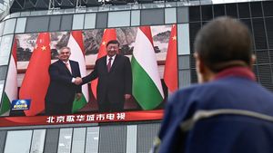 Casa Albă critică vizita efectuată de Viktor Orban în China