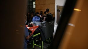 Ministerul Sănătăţii: Reprezentanții DSP au fost la spital încă de la orele 11:00. La orele 19:00, managerul încă nu întocmise documentele necesare pentru eliberarea avizului temporar / Întârzierea nepermisă a pus o parte din pacienții spitalului într-o situație regretabilă