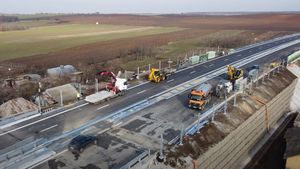 SURSE Drumul Expres Craiova – Pitești: Inaugurarea lotului 3, sâmbătă la ora 14.00 / UMB a construit pasajul Jitaru în doar 4 luni