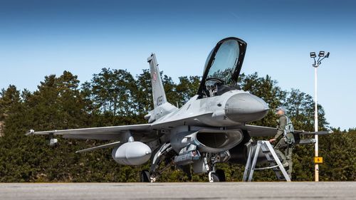 SUA îşi vor stabili o prezenţă militară la o bază aeriană din Damasc / Trump îl primeşte luni la Casa Albă pe liderul sirian / Washingtonul încearcă să medieze un pact de securitate între Israel şi Siria