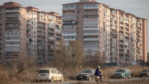 GALERIE FOTO Cum arată cele mai înghesuite cartiere ale Capitalei, construite în ultimii ani la periferia Bucureștiului