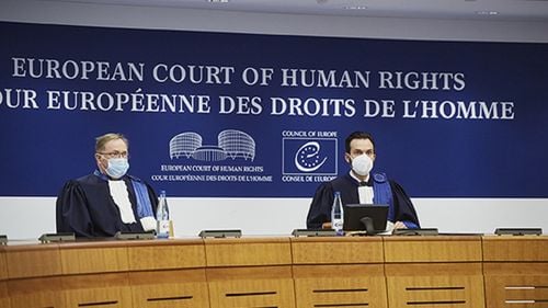 CEDO: Termenul limită pentru depunerea unei plângeri la curtea de la Strasbourg se reduce de la șase luni la patru luni din momentul comunicării deciziei definitive/ Noua regulă intră în vigoare de azi