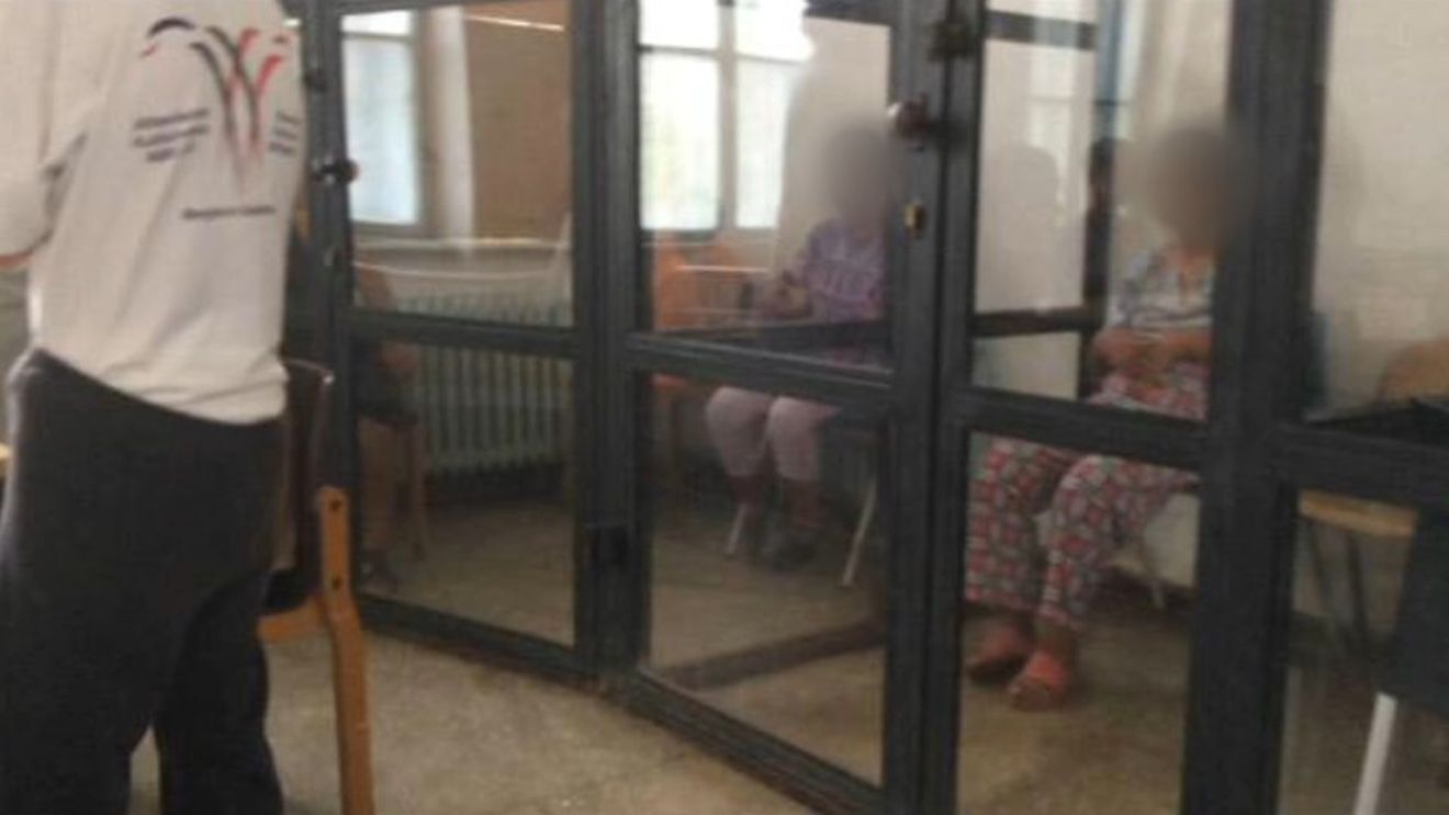 Anchetă penală în urma unui denunţ privind abuzuri ale angajaţilor unui centru social care îngrijeşte persoane cu handicap. Centrul se află în subordinea DGASPC Dolj