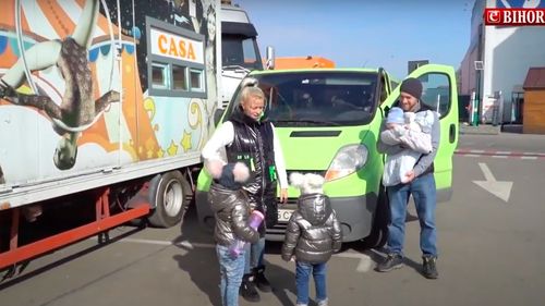 VIDEO Artiștii circului „Colosseum” din Ucraina au ajuns în România dar animalele au rămas în urmă și există riscul să moară de foame