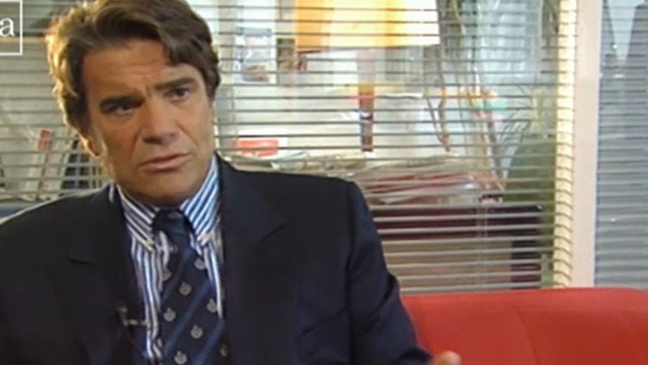 Personaj de film. Cine a fost controversatul Bernard Tapie: Om de afaceri, politician, patron de club sportiv, fraudator condamnat, actor, figură fascinantă a vieții publice franceze