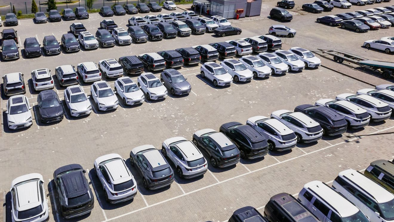 Fraudă de 300 de milioane de euro cu TVA în piața auto / Arestări și percheziții ale Parchetului European în Germania, Polonia și Țările de Jos
