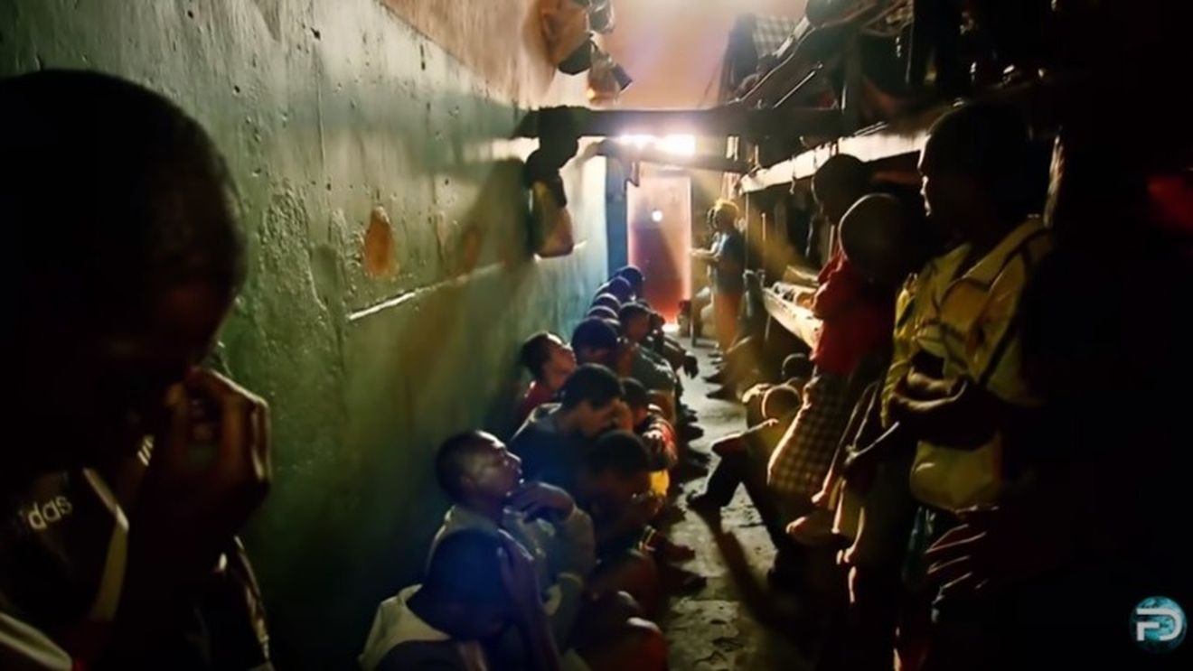 20 de deţinuţi din Madagascar au fost ucişi în timpul unei evadări în masă. Revolta a avut loc în închisoarea Farafangana