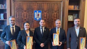 VIDEO Dreapta radicală din Israel anunță că AUR susține colonizarea forțată din Cisiordania / George Simion, declarații de susținere / Presa din Israel scrie despre sprijin de la Petrișor Peiu și Georgiana Teodorescu (AUR) pentru Yossi Dagan