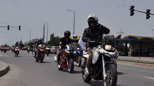 Peste 550 de motocilişti, la parada Maris Fest, derulată sub sloganul ''Poartă cască, poartă mască!''