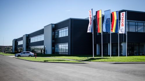 Cel mai mare furnizor de componente auto din lume face concedieri. Anunțul Bosch despre România, unde are 10.000 de angajați