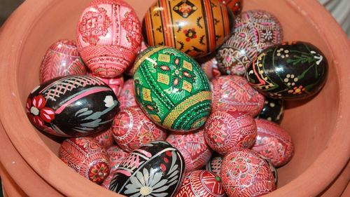 Covasna: Maraton de 17 ore - „Noaptea încondeierii ouălor”, la Sfântu Gheorghe