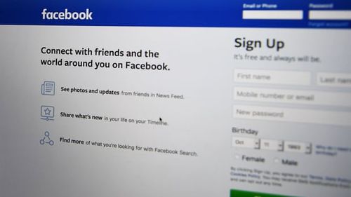 Facebook recunoaște că urmărește în permanență localizarea utilizatorilor, indiferent dacă au activat sau nu geolocalizarea