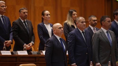 Reducerea deficitului bugetar uriaș, principala provocare a Guvernului Bolojan