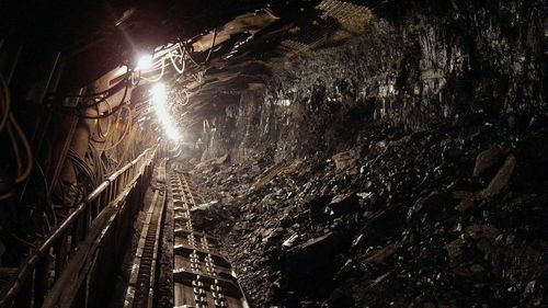 România va cere Comisiei Europene amânarea cu până la 3 ani a închiderii termocentralelor pe lignit şi a carierelor miniere ale Complexului Energetic Oltenia
