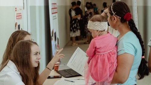 În 2022, în România erau înregistrate 7.120 de mame minore, cele mai multe în judeţul Mureş