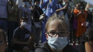 Alexandru Rafila: Testarea populației pentru coronavirus se va face cel mai probabil în iunie și în iulie. Vor fi recoltate zeci de mii de probe pentru a se putea verifica evoluția bolii