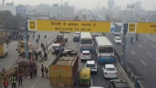 Manifestații ale fermierilor în India: poliția trage cu gaze lacrimogene pentru a dispersa un protest