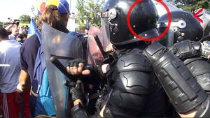 Jandarmii cu indicativul ascuns cu bandă neagră: Parchetul militar a cerut identificarea lor de urgenţă