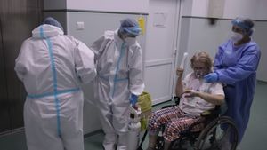 15.261 noi cazuri de Covid-19, în ultimele 24 de ore, și 446 de decese