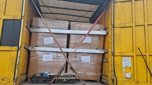 Peste 33 de tone de deșeuri din Grecia, oprite la trecerea frontierei Giurgiu. Marfa a fost returnată societăților expeditoare