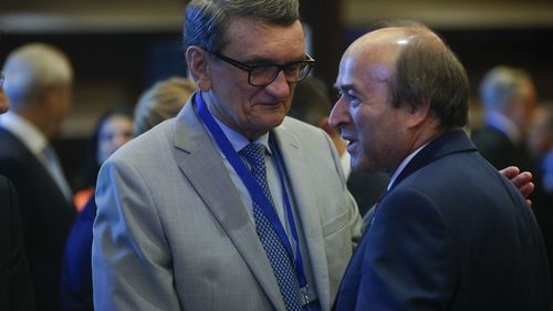Victor Ciorbea, la Realitatea TV: Sunt la Miami, la nepoți/ Biletele de avion s-au cumpărat, se știa din data de 2 septembrie/ Avocatul Poporului nu a lămurit de ce nu și-a delegat atribuțiile
