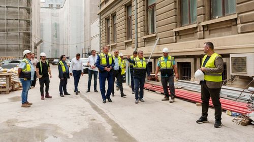 Universitatea din Bucureşti: 80% din tronsonul Facultăţii de Istorie, finalizat /Proiectul de consolidare şi restaurare a Palatului Universităţii din Bucureşti a fost finanțat prin Compania Națională de Investiții