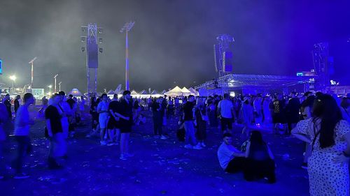 VIDEO DJ Hardwell acuză organizatorii festivalului SAGA că nu l-au plătit pentru eveniment / Artistul a plecat de pe scenă în timpul prestației după ce s-a plâns și de probleme tehnice / Reacția organizatorilor