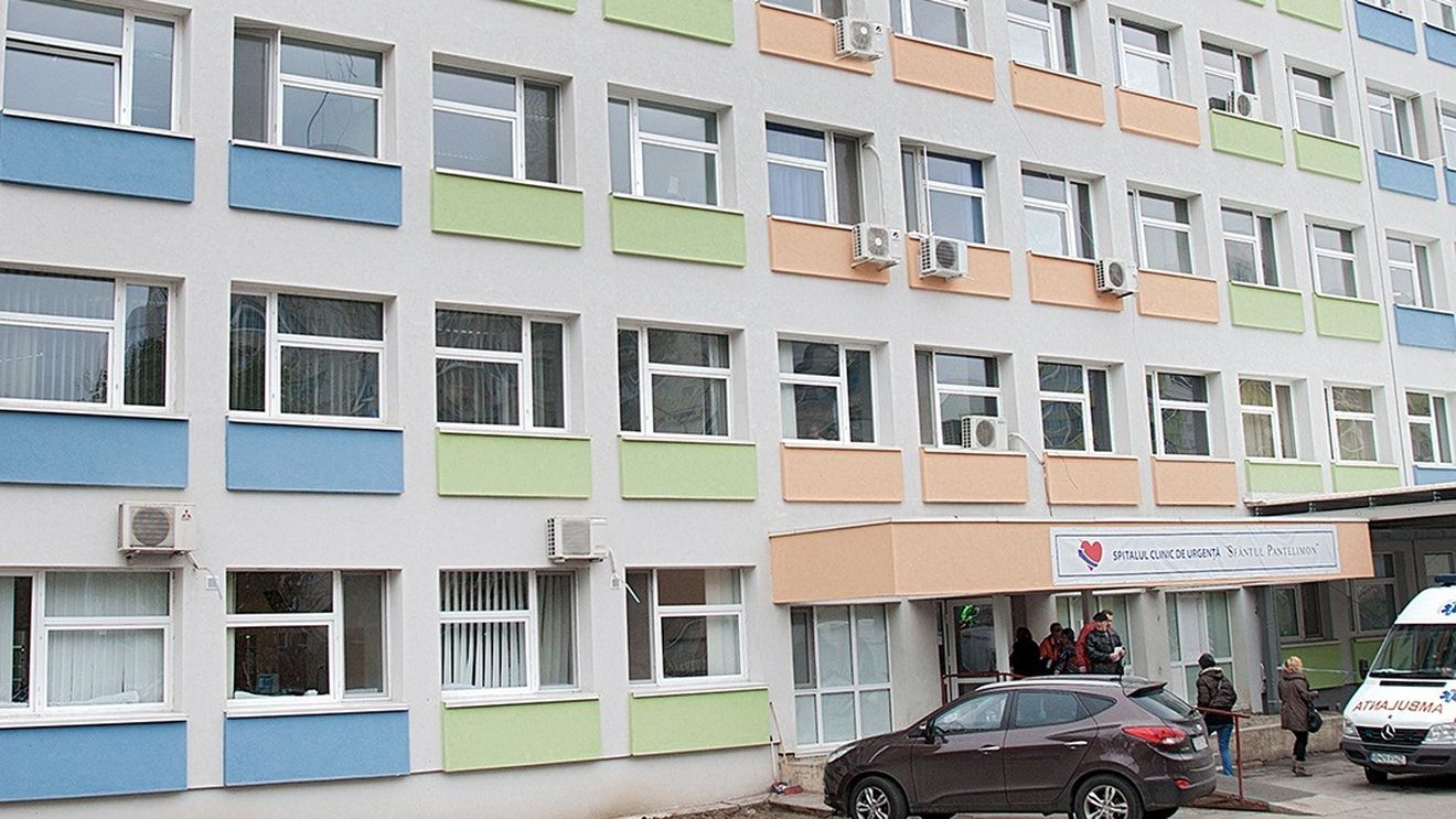 20 alleged deaths from medication error at Pantelimon Hospital's ICU in Bucharest; manager confirms 19, investigation underway—prosecutors open criminal case