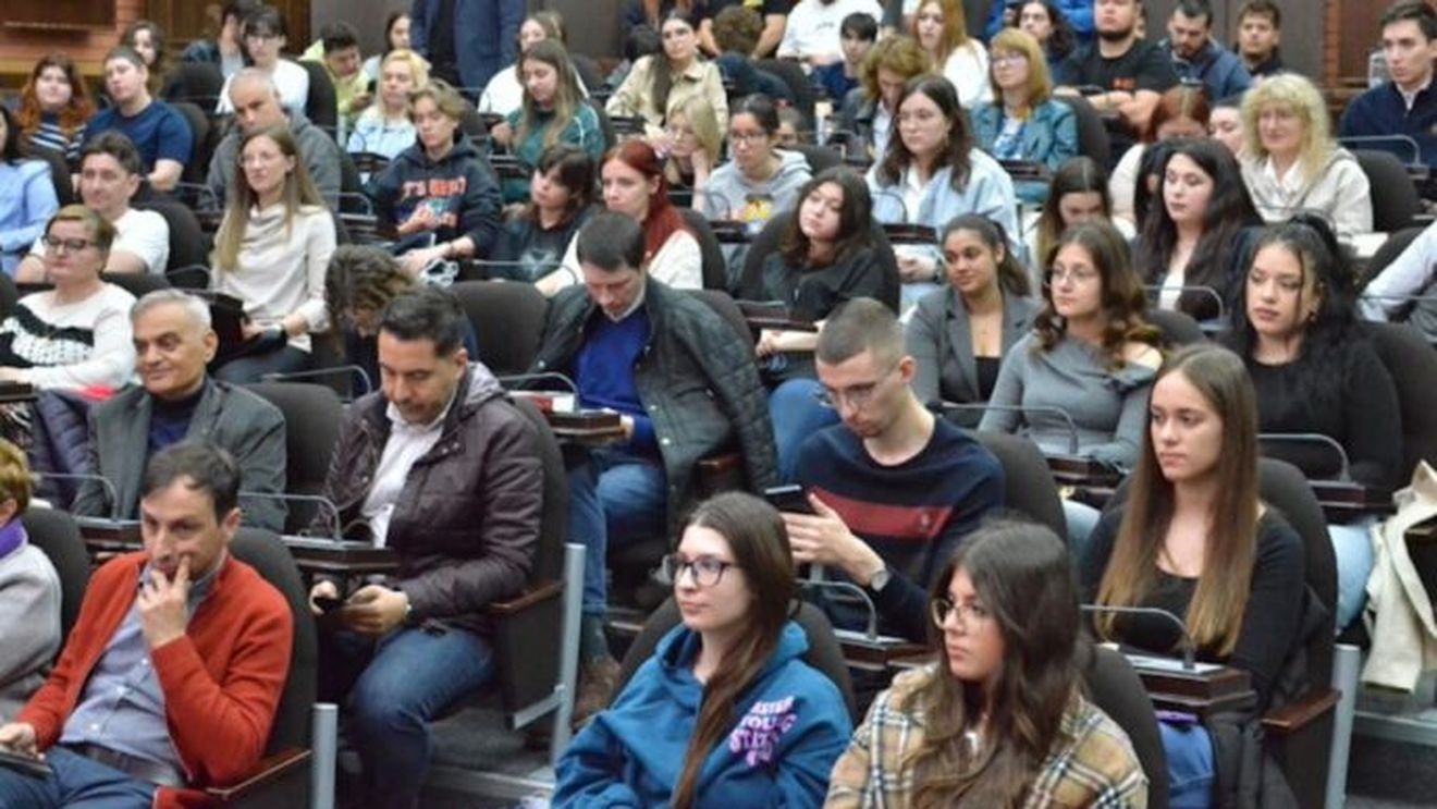 VIDEO Guvernul vrea burse mai mici. Ce spun studenții afectați