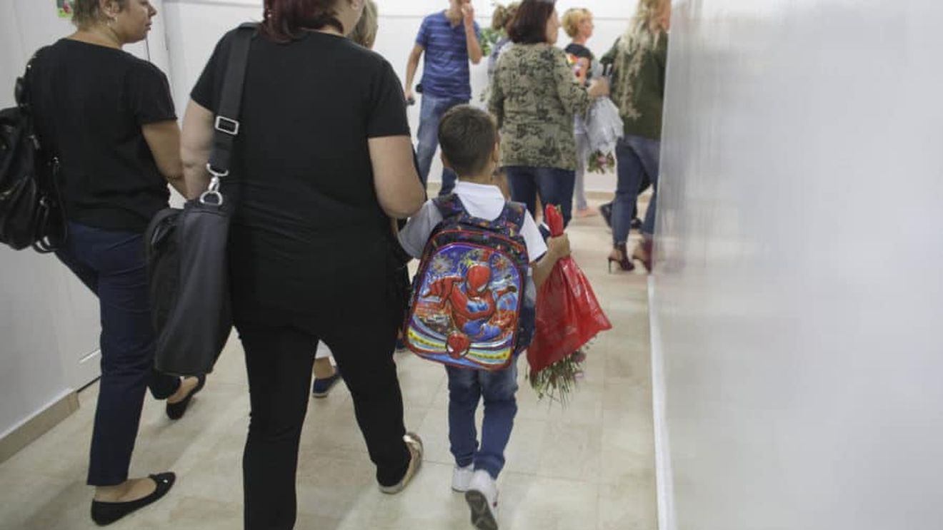 Lipsa cadrelor medicale în şcoli, mai ales în mediul rural, reduce posibilitatea testării rapide a elevilor