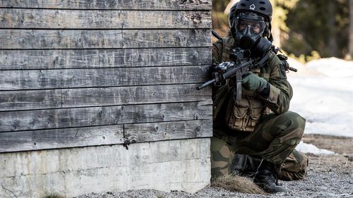 Noii recruți din armata Norvegiei trebuie să poarte lenjeria de corp folosită de cei care au terminat serviciul militar din cauza crizei de aprovizionare