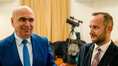 Avocatul Remus Mîndru, de la partidul DREPT numit consilier onorific al vicepremierului Oana Gheorghiu / A făcut parte din echipa juridică a lui Nicușor Dan în campanie