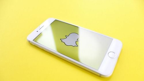 Snap reduce 10% din personal, în timp ce social media se confruntă cu o scădere a cheltuielilor cu publicitatea/ Amazon și Alphabet au anunțat deja disponibilizări