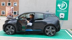 Cluj, noi investiţii în transportul eco: primăria cumpără maşini electrice pentru Poliţia Locală