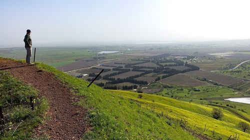 Israelul a decis dublarea populației evreiești în Înălțimile Golan. ”Orice persoană înțelege că este necesar să prefere înălțimi liniștite, verzi și prospere sub Israel, decât orice altă alternativă”