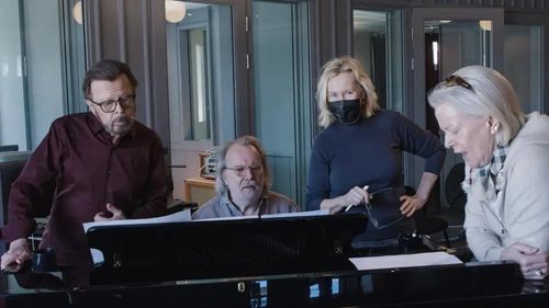 ABBA a lansat, după o absenţă de aproximativ patru decenii, albumul „Voyage"