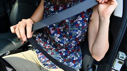 Producători auto care au pus la dispoziția industriei inovațiile proprii / Generozitate sau strategie?