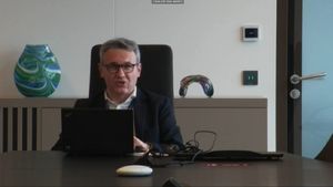 Oficial al Agenției Europene pentru Medicamente: Verificăm rapid toate datele privind efectele adverse ale vaccinului AstraZeneca, nu vedem nicio problemă să nu continuăm campania de vaccinare