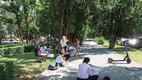 Startul noului an școlar și calitatea aerului pe care îl respirăm în orașe / Studiu de caz - Cluj-Napoca / Aerul poluat, al doilea risc de mortalitate la nivel global