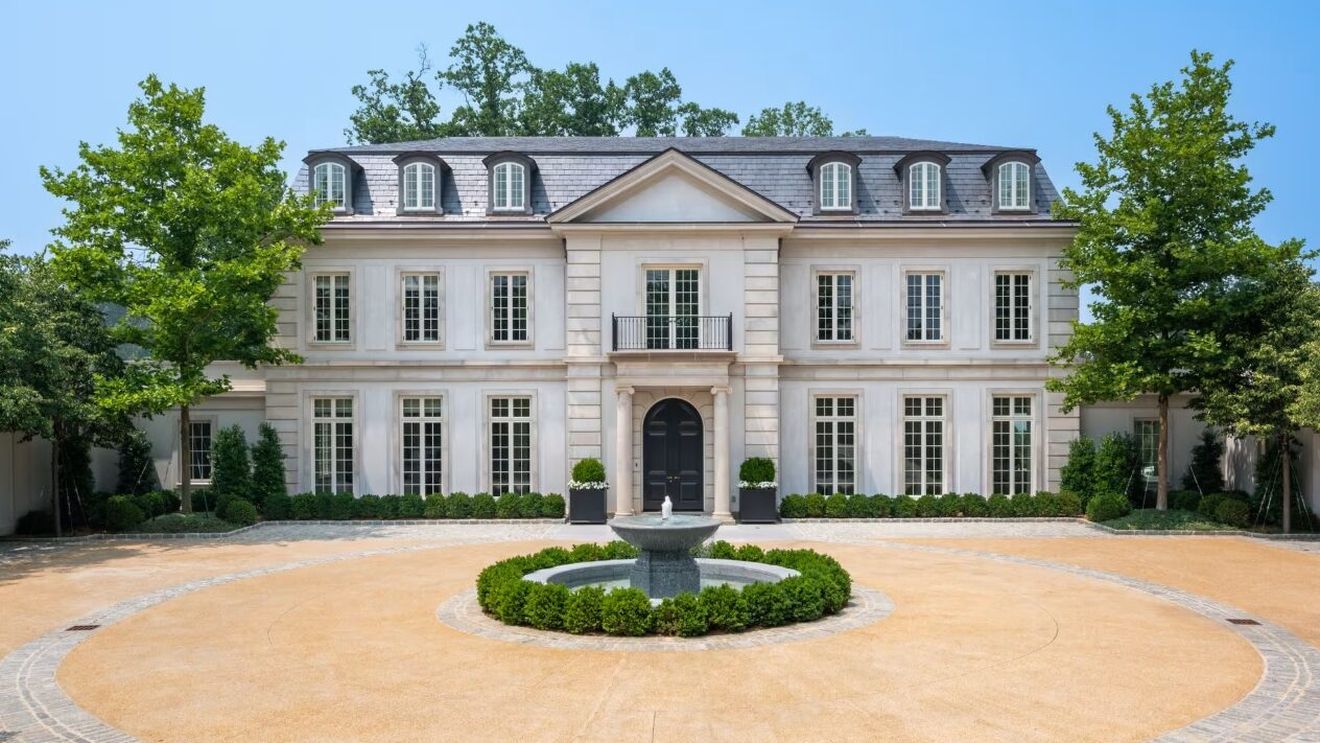 Prețurile locuințelor de lux din Washington au explodat după ce milionarii veniți să lucreze în Administrația Trump au început să se instaleze în capitala SUA