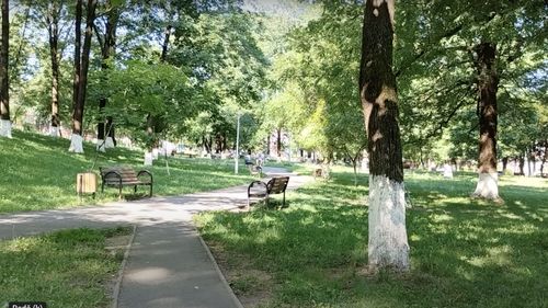 Parcurile Corvinul şi Central din municipiul Hunedoara vor fi reabilitate cu fonduri europene, în valoare totală de 14,7 milioane de euro