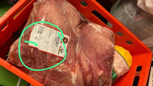 Protecția Consumatorului anunță că a găsit din nou carne expirată în restaurantele din Valea Prahovei